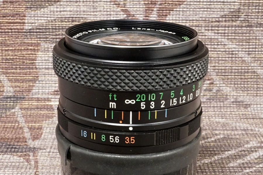 Fujinon f3.5/ 28mm 広角　景色撮影に最適　M42　純正ケース付レンズキャップ前後２個
