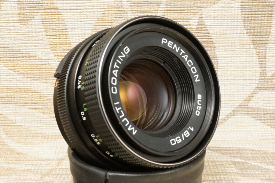 PENTACON auto 50mm F1.8 後期型 【光学美品】