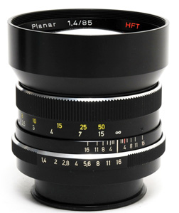 新宿 買取 【希少】芸術的ボケ表現！カールツァイス Planar 85mm F1.4